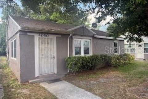 Casa en alquiler en Orlando, Florida, 2 dormitorios, 69.49 m2 № 1732999 - foto 1