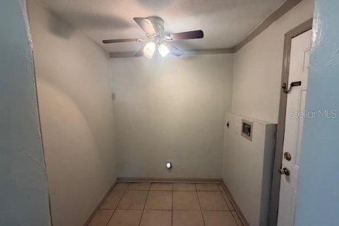Casa en alquiler en Orlando, Florida, 2 dormitorios, 69.49 m2 № 1732999 - foto 12