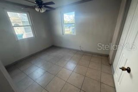 Casa en alquiler en Orlando, Florida, 2 dormitorios, 69.49 m2 № 1732999 - foto 8