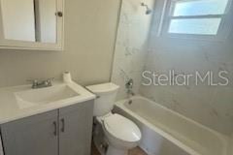 Casa en alquiler en Orlando, Florida, 2 dormitorios, 69.49 m2 № 1732999 - foto 7