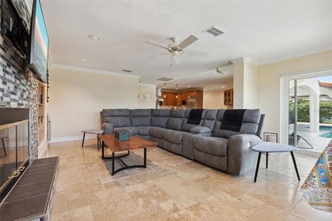 Casa en venta en Saint Petersburg, Florida, 3 dormitorios, 268.49 m2 № 1650502 - foto 19