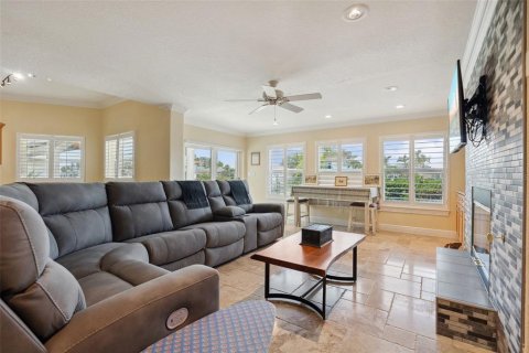 Casa en venta en Saint Petersburg, Florida, 3 dormitorios, 268.49 m2 № 1650502 - foto 20