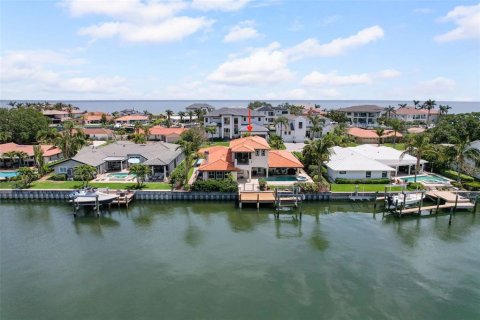 Casa en venta en Saint Petersburg, Florida, 3 dormitorios, 268.49 m2 № 1650502 - foto 2