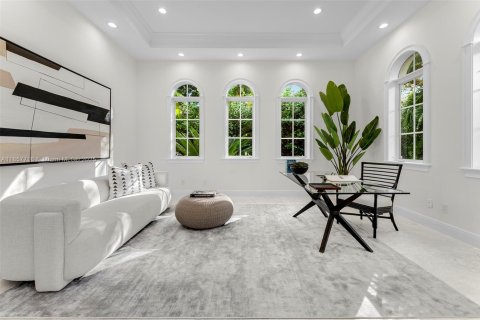 Villa ou maison à louer à Pinecrest, Floride: 9 chambres, 822.65 m2 № 1890021 - photo 14