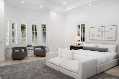 Villa ou maison à louer à Pinecrest, Floride: 9 chambres, 822.65 m2 № 1890021 - photo 6