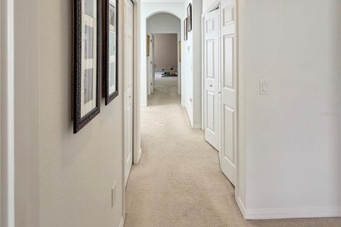 Townhouse in Tampa, Florida 3 bedrooms, 171.31 sq.m. № 2427487 - photo 13