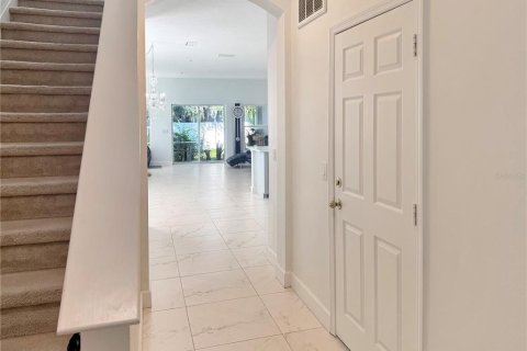 Townhouse in Tampa, Florida 3 bedrooms, 171.31 sq.m. № 2427487 - photo 8