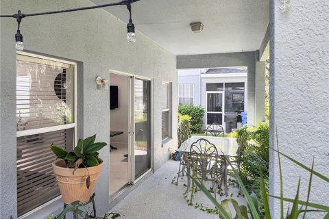 Townhouse in Tampa, Florida 3 bedrooms, 171.31 sq.m. № 2427487 - photo 4