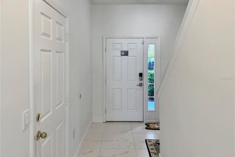 Townhouse in Tampa, Florida 3 bedrooms, 171.31 sq.m. № 2427487 - photo 9
