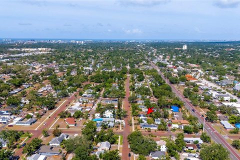 Купить виллу или дом в Сент-Питерсберг, Флорида 5 комнат, 61.13м2, № 1679830 - фото 9