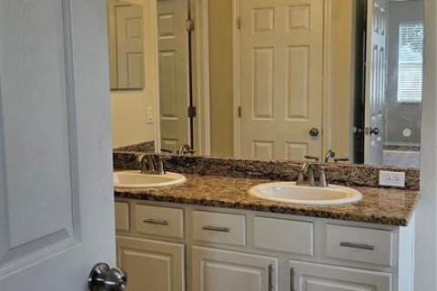 House in Lakeland, Florida 4 bedrooms, 198.16 sq.m. № 1781200 - photo 12