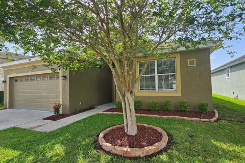 House in Lakeland, Florida 4 bedrooms, 198.16 sq.m. № 1781200 - photo 1