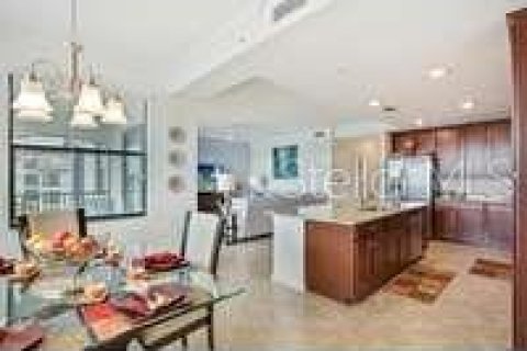 Condo in Bradenton, Florida, 2 bedrooms in LAKEWOOD NATIONAL  № 1747118 - photo 15