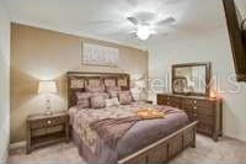 Condo in Bradenton, Florida, 2 bedrooms in LAKEWOOD NATIONAL  № 1747118 - photo 11