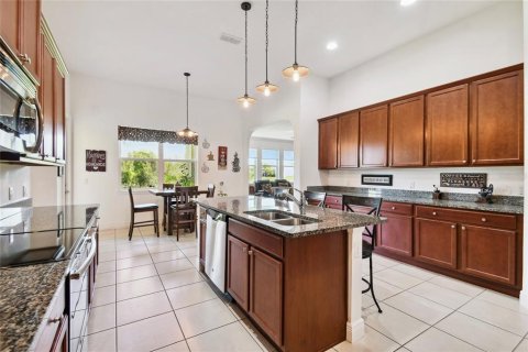 Villa ou maison à vendre à Poinciana, Floride: 3 chambres, 258.45 m2 № 1010351 - photo 13
