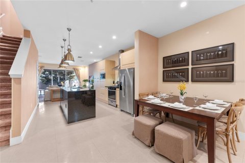 Купить таунхаус в Киссимми, Флорида 3 комнаты, 235.79м2, № 1378293 - фото 10