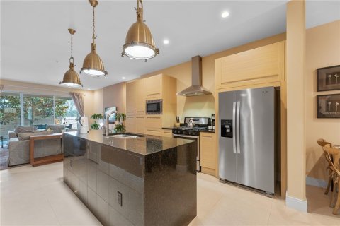 Купить таунхаус в Киссимми, Флорида 3 комнаты, 235.79м2, № 1378293 - фото 8