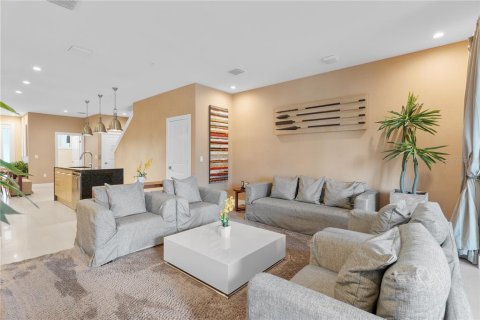 Купить таунхаус в Киссимми, Флорида 3 комнаты, 235.79м2, № 1378293 - фото 13