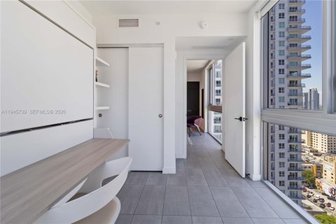 Купить кондоминиум в Майами, Флорида 2 спальни, 60.11м2, № 2054762 - фото 20