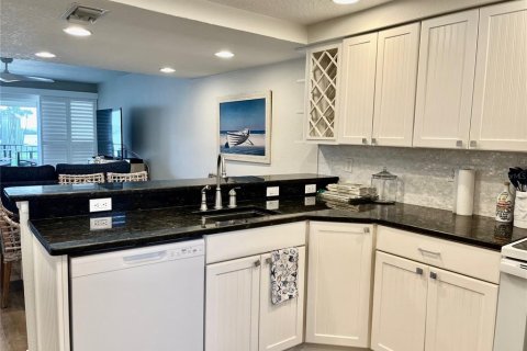 Copropriété à louer à New Smyrna Beach, Floride: 2 chambres, 104.98 m2 № 2155493 - photo 16
