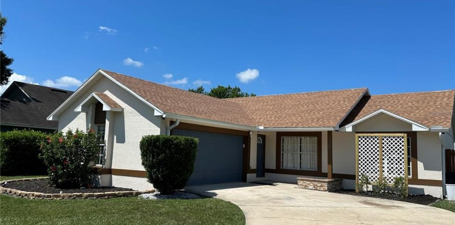 Casa en Sanford, Florida 3 dormitorios, 108.42 m2 № 1919620