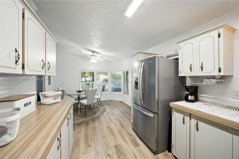 Apartamento en alquiler en Homestead, Florida, 2 dormitorios, 991.73 m2 № 2013790 - foto 5