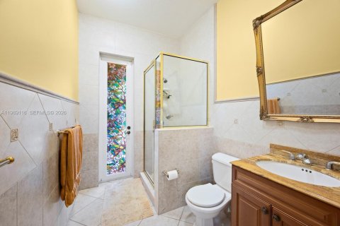 Villa ou maison à vendre à Pinecrest, Floride: 4 chambres, 251.67 m2 № 2053306 - photo 18