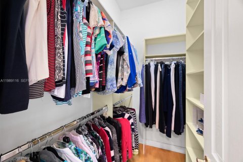 Villa ou maison à vendre à Pinecrest, Floride: 4 chambres, 251.67 m2 № 2053306 - photo 28