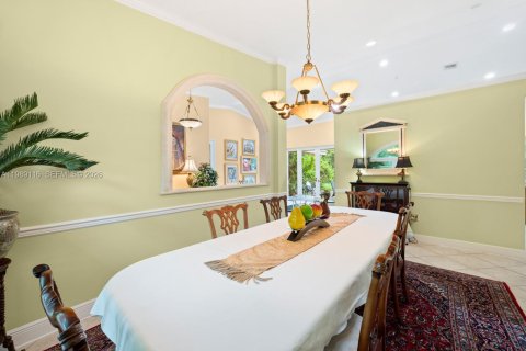 Villa ou maison à vendre à Pinecrest, Floride: 4 chambres, 251.67 m2 № 2053306 - photo 8