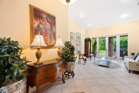 Villa ou maison à vendre à Pinecrest, Floride: 4 chambres, 251.67 m2 № 2053306 - photo 5
