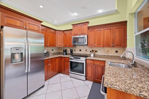 Villa ou maison à vendre à Pinecrest, Floride: 4 chambres, 251.67 m2 № 2053306 - photo 16