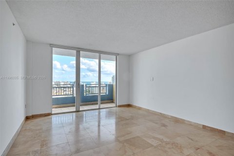 Condo in Miami Beach, Florida, 2 bedrooms  № 2066827 - photo 6