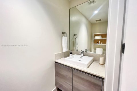 Copropriété à vendre à Miami, Floride: 1 chambre, 84.17 m2 № 1930650 - photo 18
