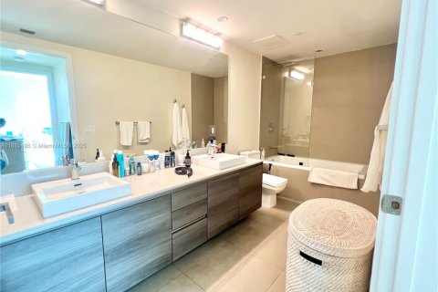 Copropriété à vendre à Miami, Floride: 1 chambre, 84.17 m2 № 1930650 - photo 14