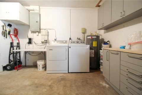 Casa en alquiler en Bradenton, Florida, 2 dormitorios, 122.54 m2 № 213423 - foto 9