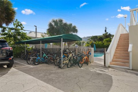 Condo in Key Biscayne, Florida, 3 bedrooms  № 1809726 - photo 28