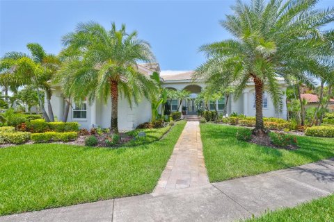 Купить виллу или дом в Аполло-Бич, Флорида 3 комнаты, 323.86м2, № 1839914 - фото 2