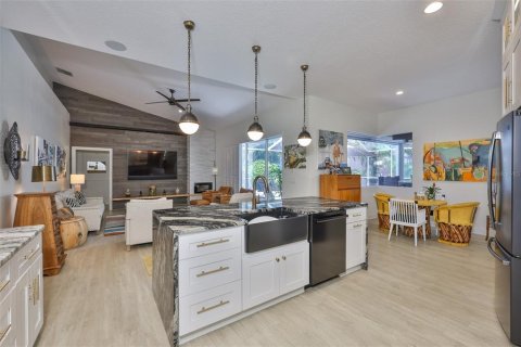 Купить виллу или дом в Аполло-Бич, Флорида 3 комнаты, 323.86м2, № 1839914 - фото 28