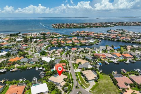 Купить виллу или дом в Аполло-Бич, Флорида 3 комнаты, 323.86м2, № 1839914 - фото 4