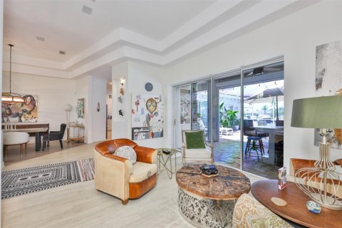 Купить виллу или дом в Аполло-Бич, Флорида 3 комнаты, 323.86м2, № 1839914 - фото 11