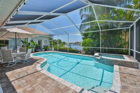 Купить виллу или дом в Аполло-Бич, Флорида 3 комнаты, 323.86м2, № 1839914 - фото 3