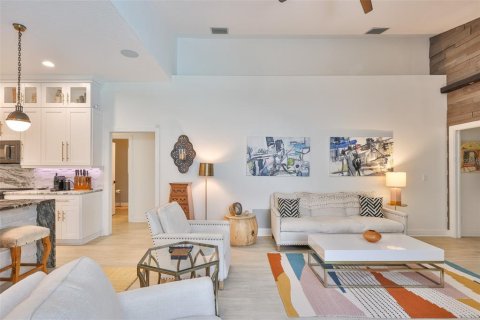 Купить виллу или дом в Аполло-Бич, Флорида 3 комнаты, 323.86м2, № 1839914 - фото 29