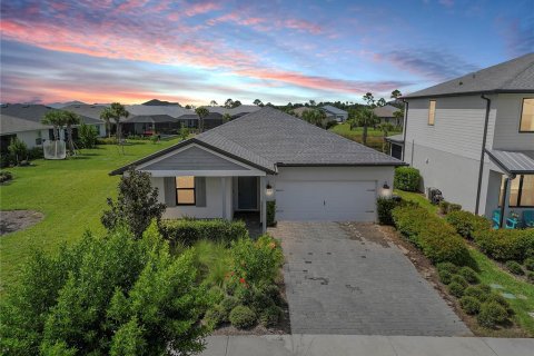 House in Punta Gorda, Florida 3 bedrooms, 156.54 sq.m. № 2330347