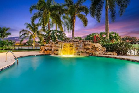 Casa en venta en West Palm Beach, Florida, 5 dormitorios, 813.64 m2 № 2249573 - foto 3