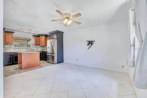 Villa ou maison à vendre à Orlando, Floride: 3 chambres, 150.78 m2 № 2359251 - photo 14