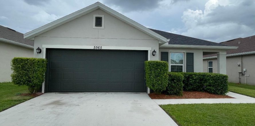 Villa ou maison à Port St. Lucie, Floride 3 chambres, 126.81 m2 № 2275000