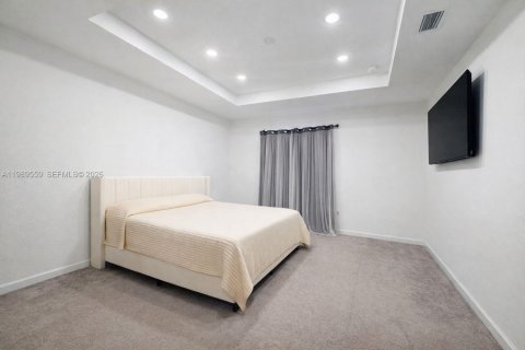 Touwnhouse à vendre à Miami, Floride: 3 chambres, 167.6 m2 № 2051666 - photo 7