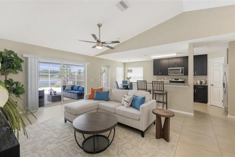 Casa en venta en Bradenton, Florida, 4 dormitorios, 149.2 m2 № 1545830 - foto 12