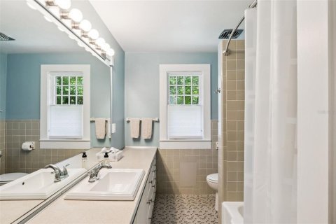 Villa ou maison à vendre à Sanford, Floride: 3 chambres, 187.66 m2 № 2216288 - photo 18