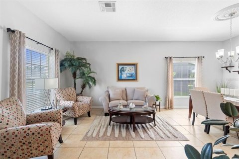 House in Ocoee, Florida 4 bedrooms, 189.43 sq.m. № 1791483 - photo 25